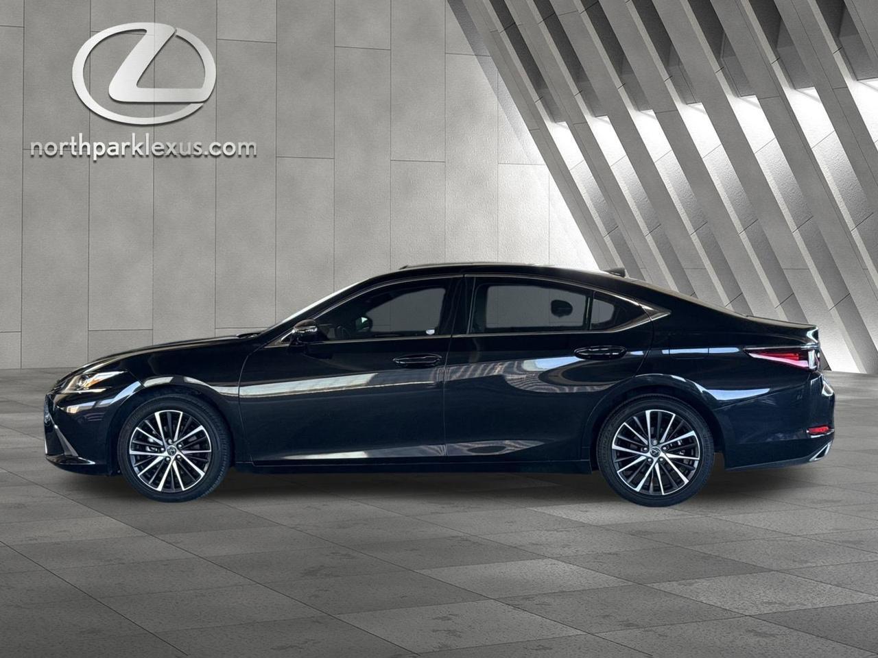 2025 Lexus ES 350