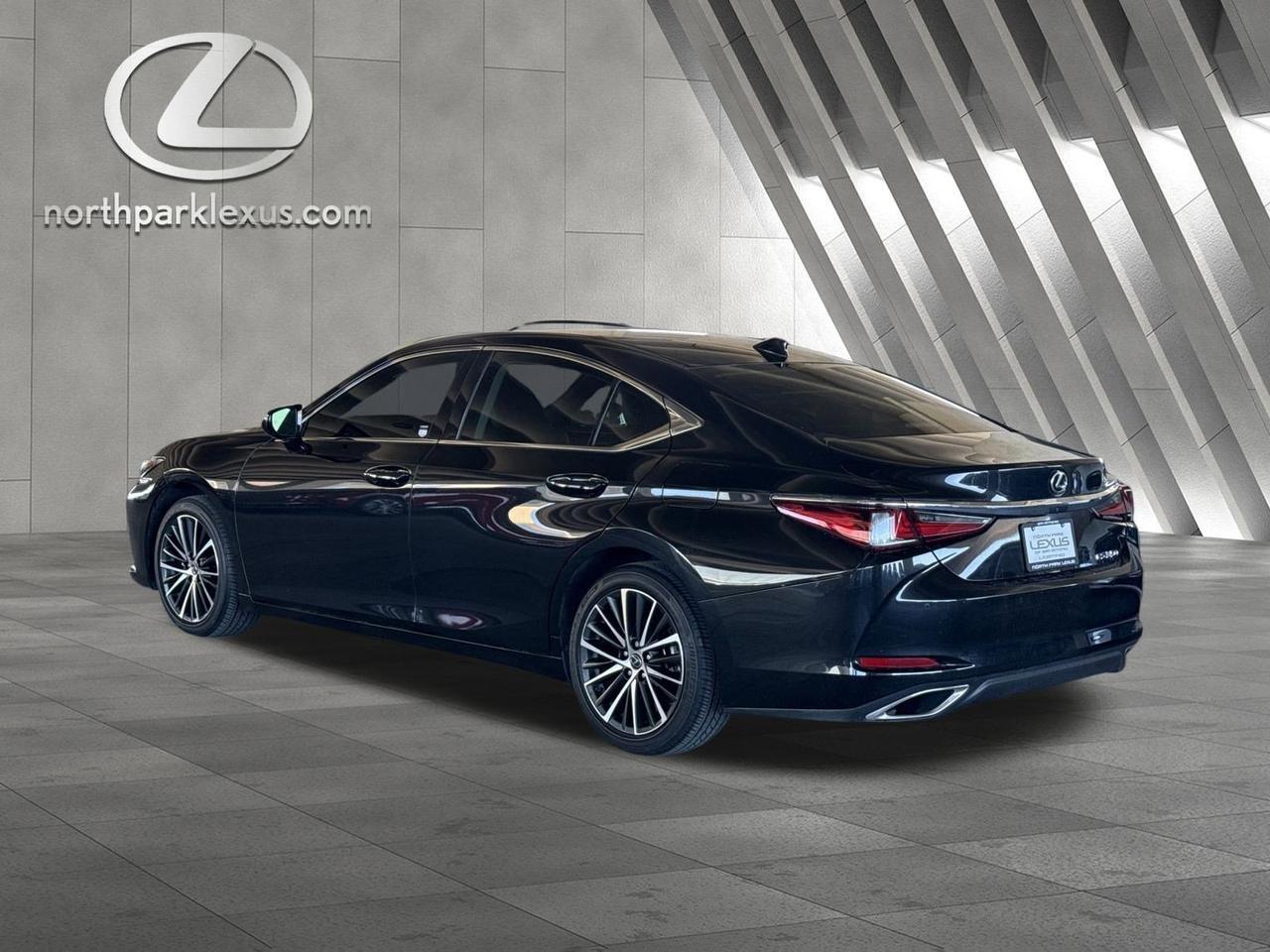 2025 Lexus ES 350