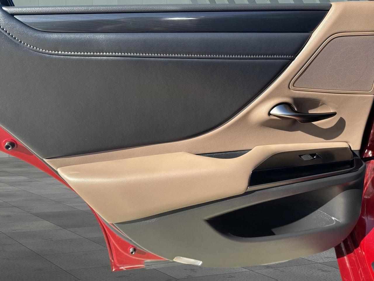 2025 Lexus ES 350 San Antonio TX