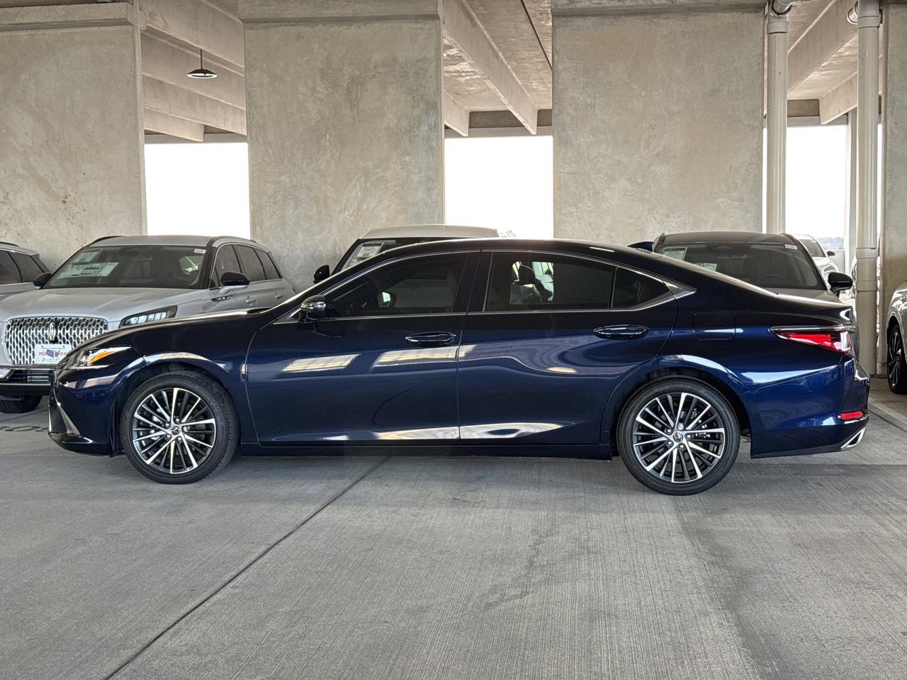 2025 Lexus ES 350