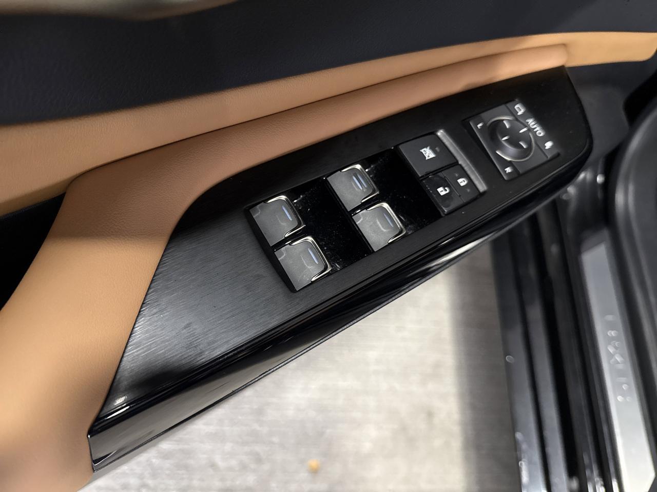 2025 Lexus ES 350 San Antonio TX