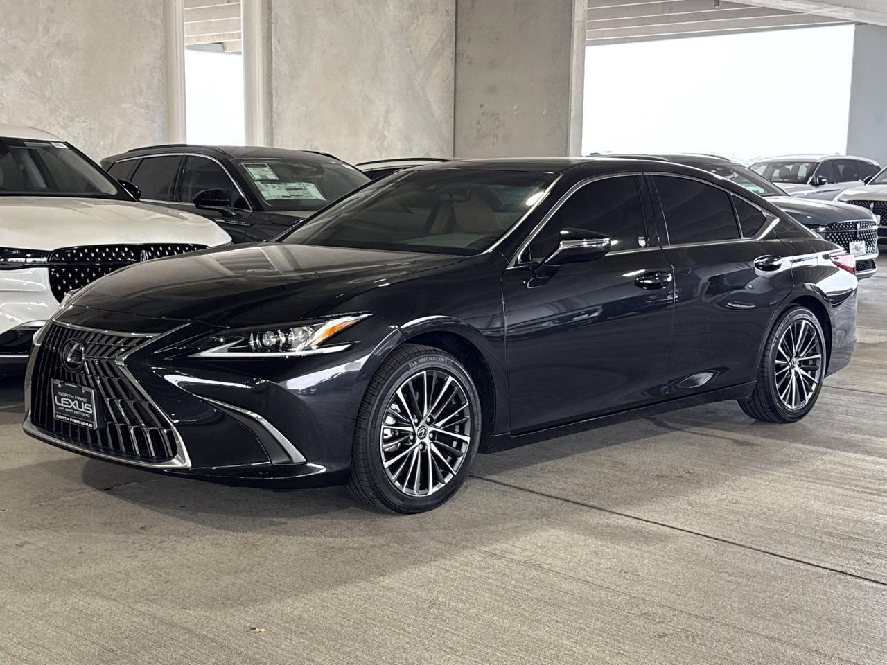 2025 Lexus ES 350