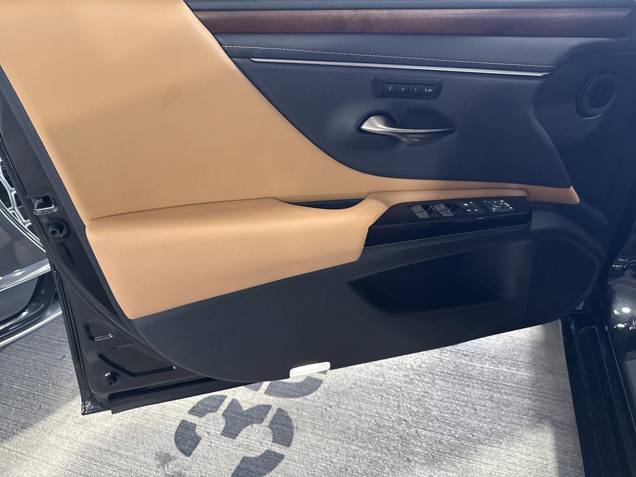 2025 Lexus ES 350 San Antonio TX