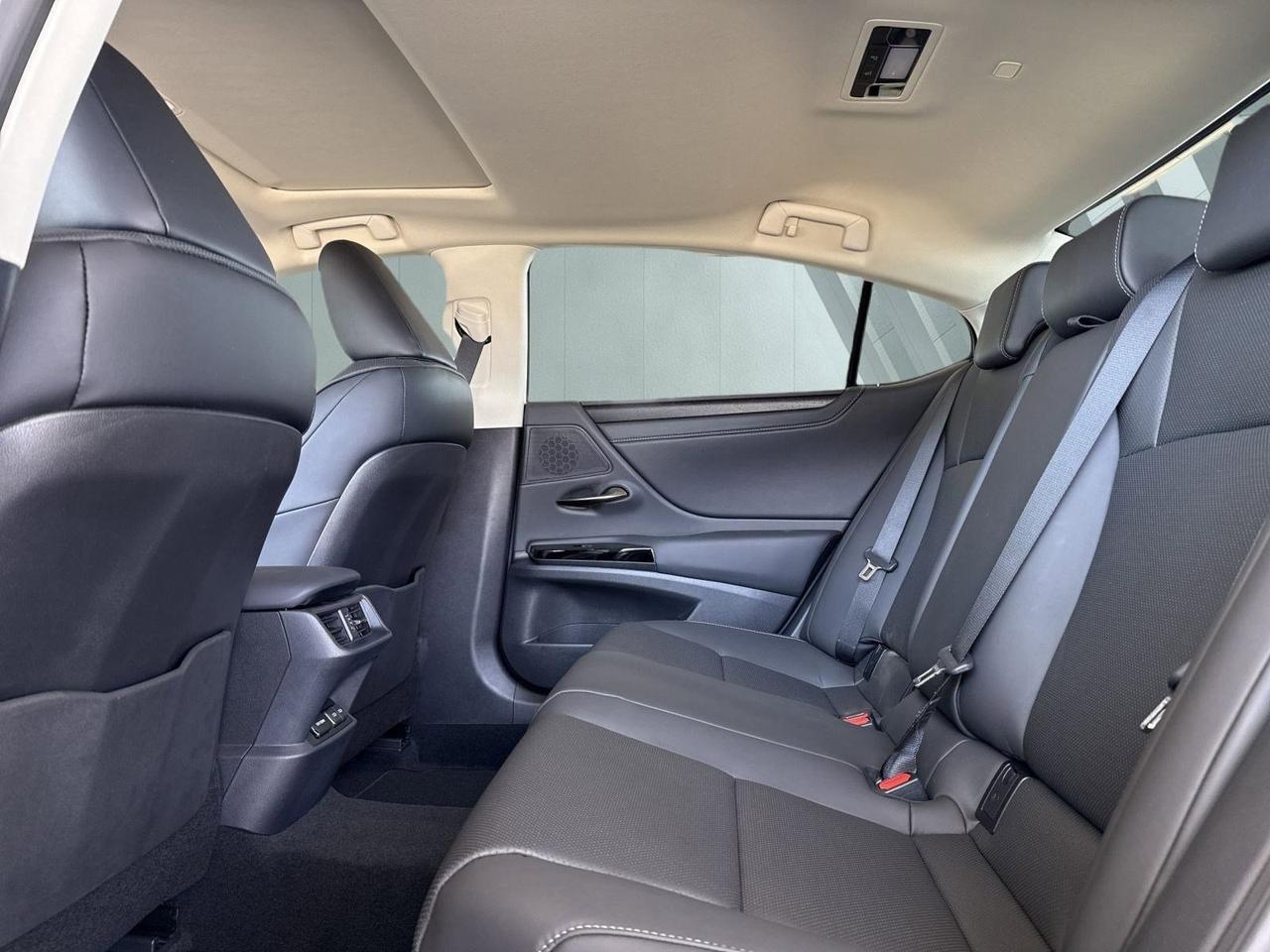 2025 Lexus ES 350 San Antonio TX