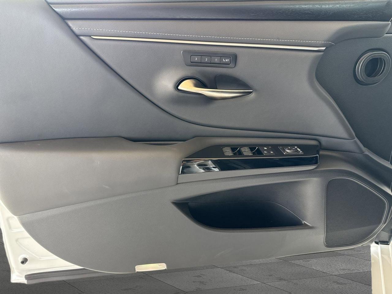 2025 Lexus ES 350 San Antonio TX