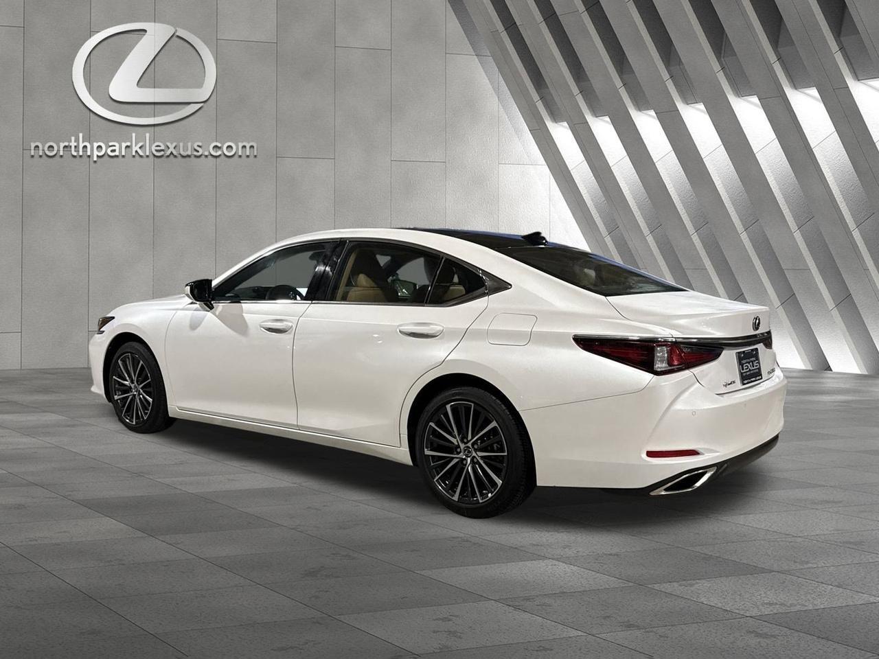 2025 Lexus ES 350