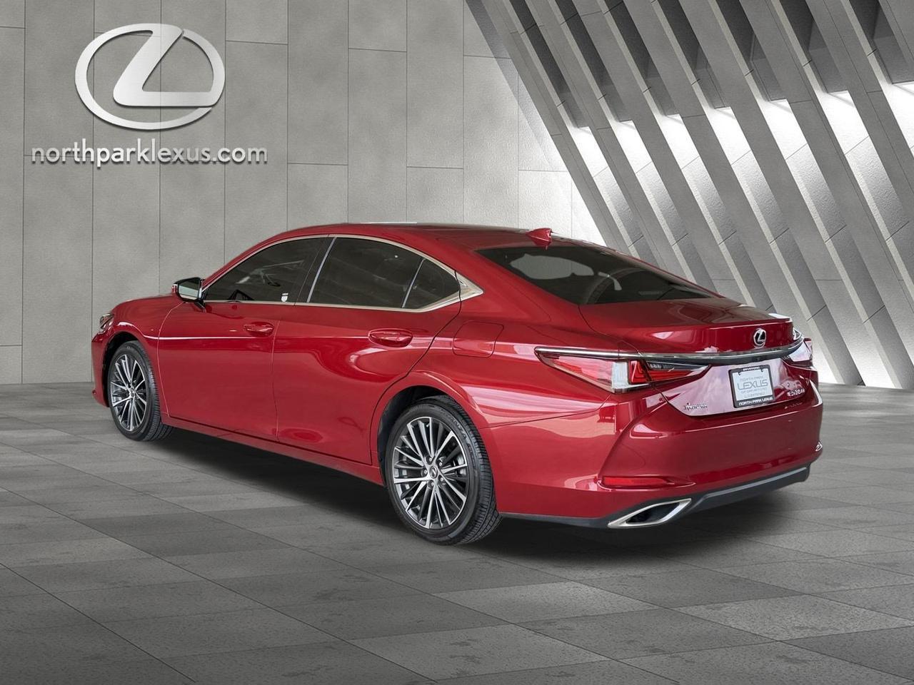 2025 Lexus ES 350