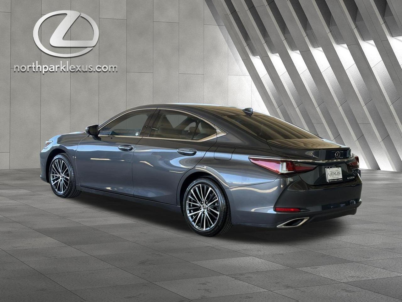 2025 Lexus ES 350