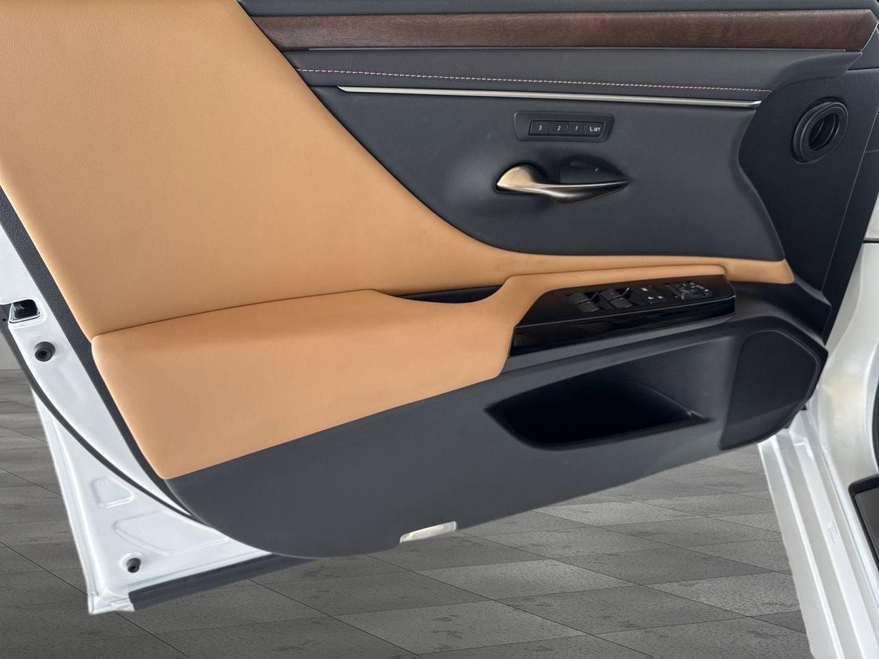 2025 Lexus ES 350 San Antonio TX