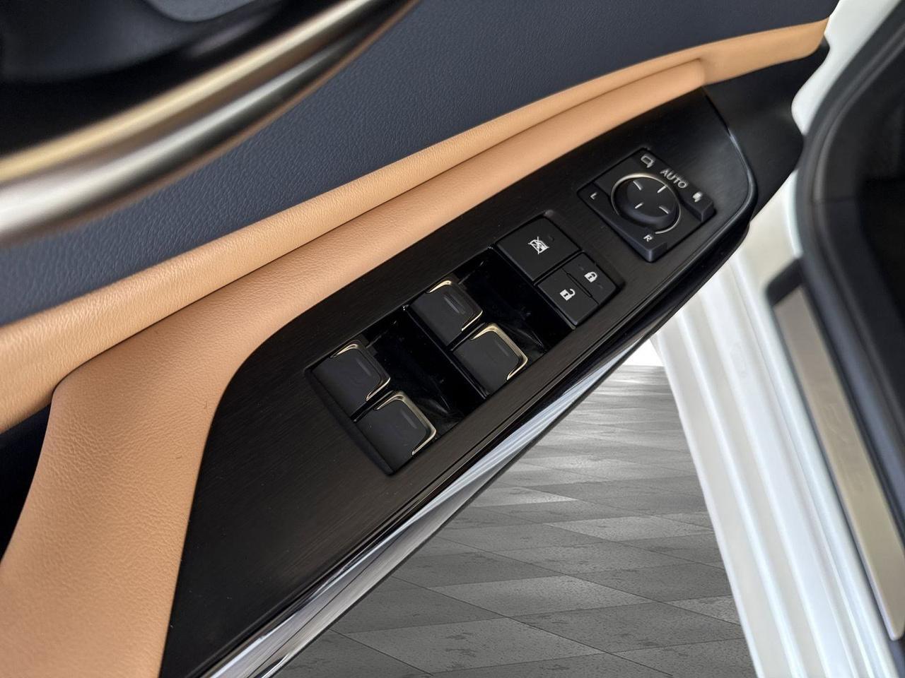 2025 Lexus ES 350 San Antonio TX
