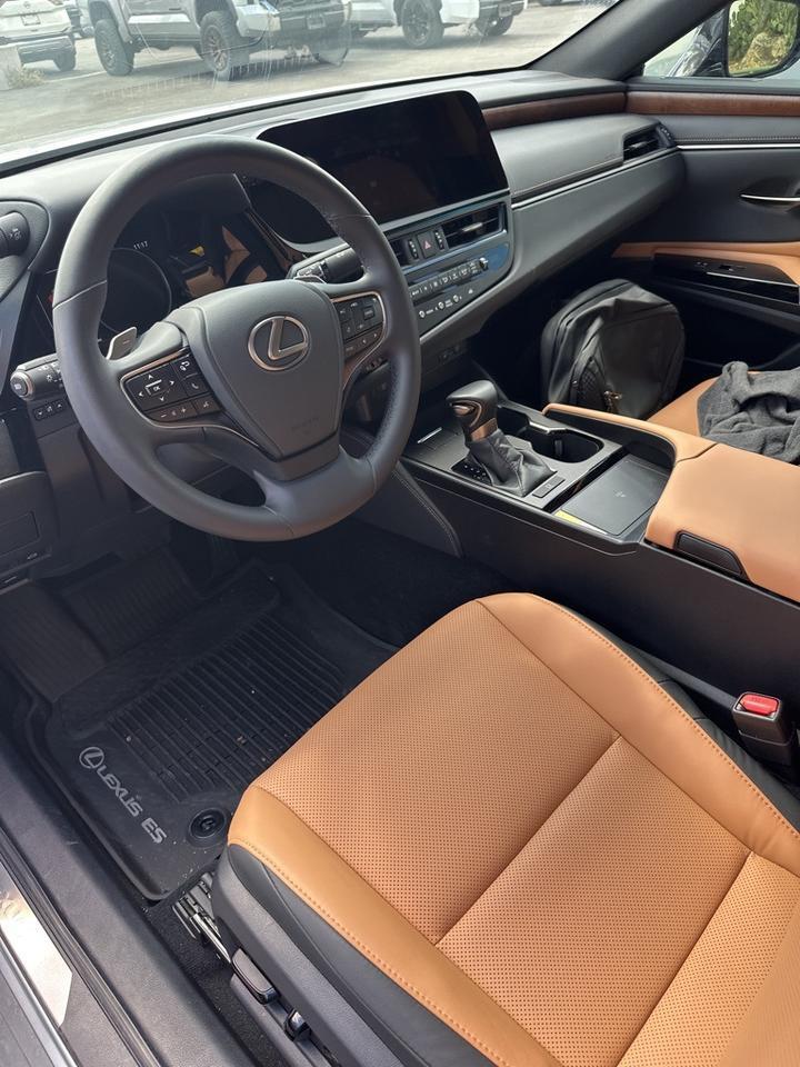 2025 Lexus ES 350 San Antonio TX