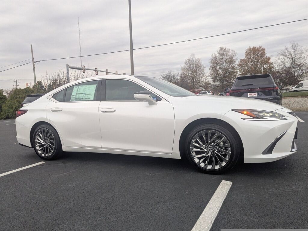 2025 Lexus ES
