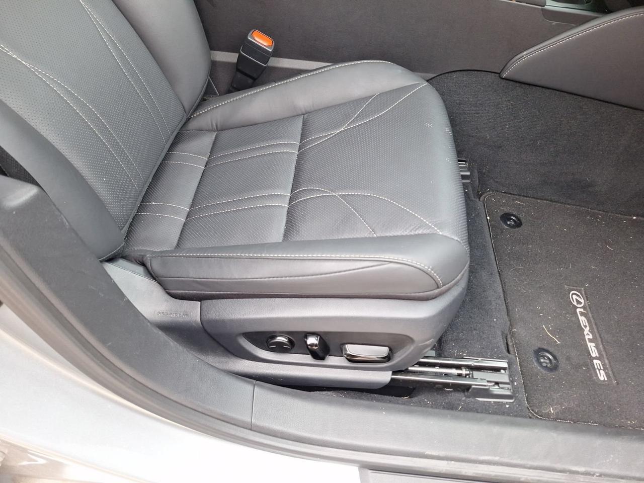 2025 Lexus ES 350 Ultra Luxury Hurst TX