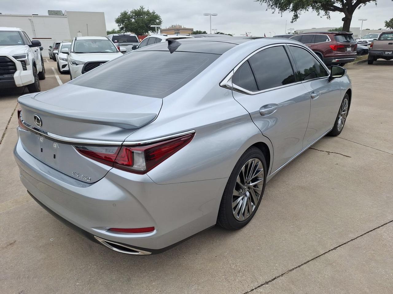 2025 Lexus ES 350 Ultra Luxury Hurst TX