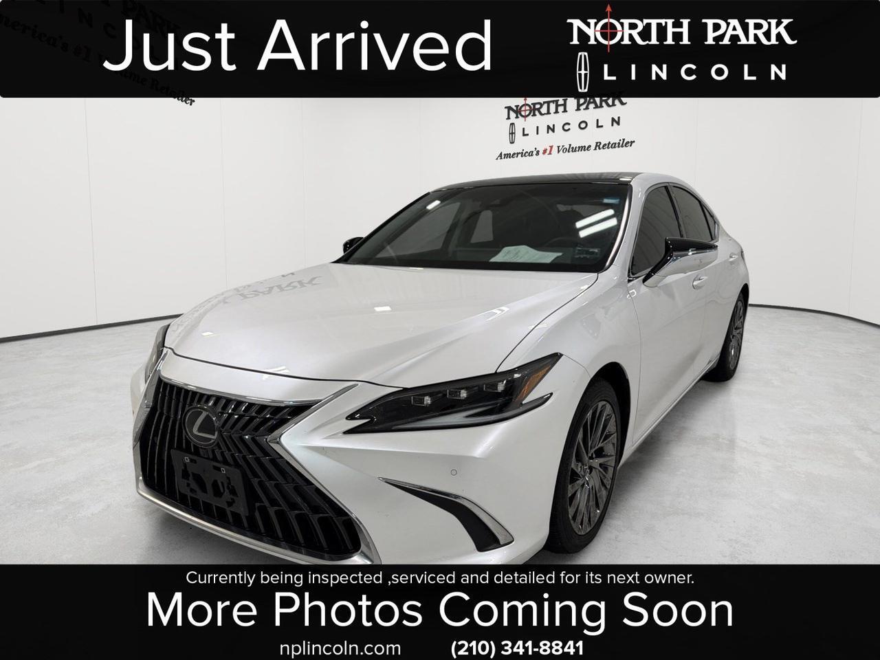 2025 Lexus ES 350 Ultra Luxury