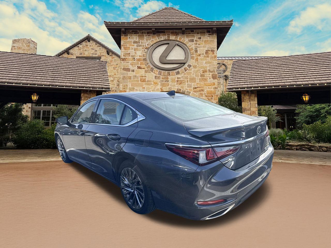 2025 Lexus ES 350 Ultra Luxury