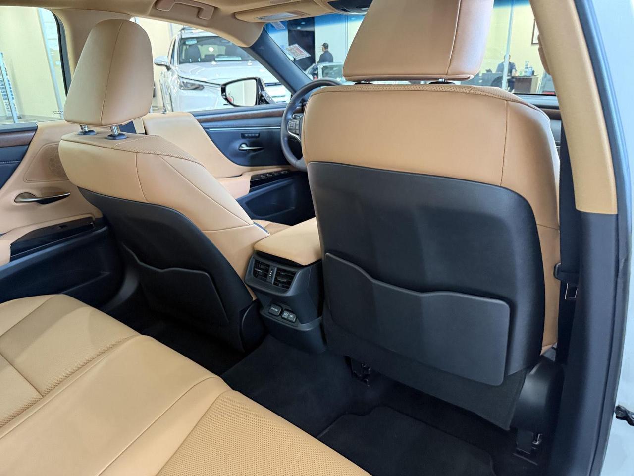 2025 Lexus ES 350 Annapolis MD