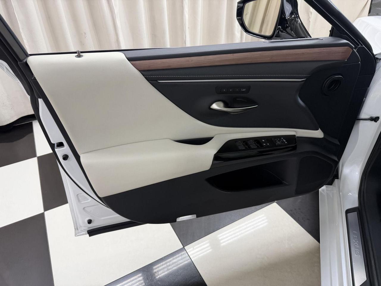 2025 Lexus ES 350 Annapolis MD