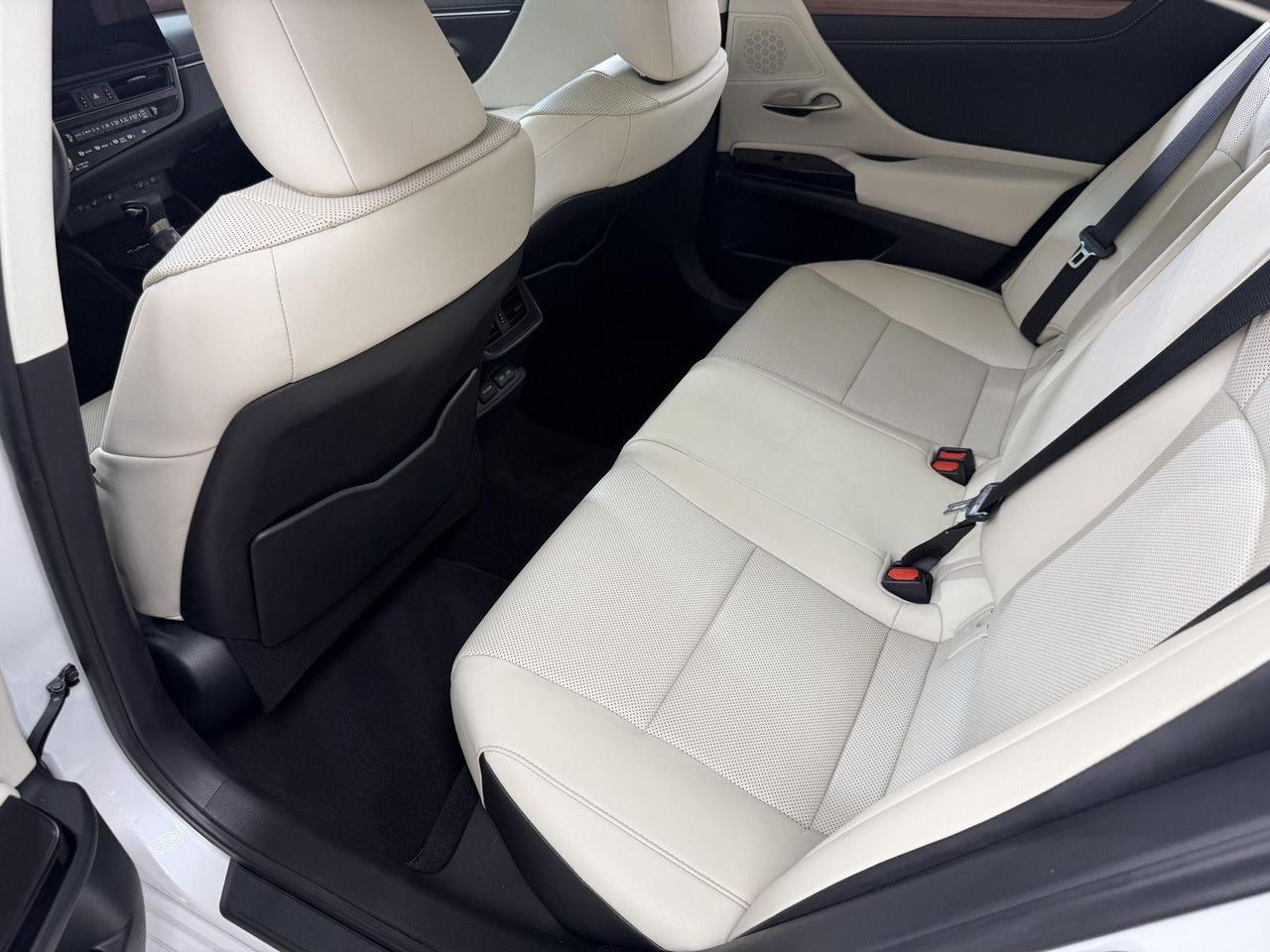 2025 Lexus ES 350 Annapolis MD
