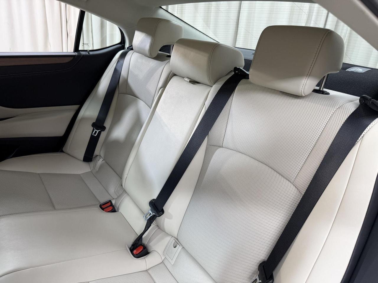 2025 Lexus ES 350 Annapolis MD