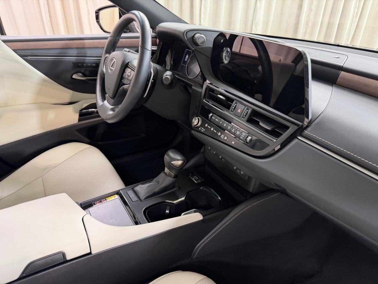 2025 Lexus ES 350 Annapolis MD