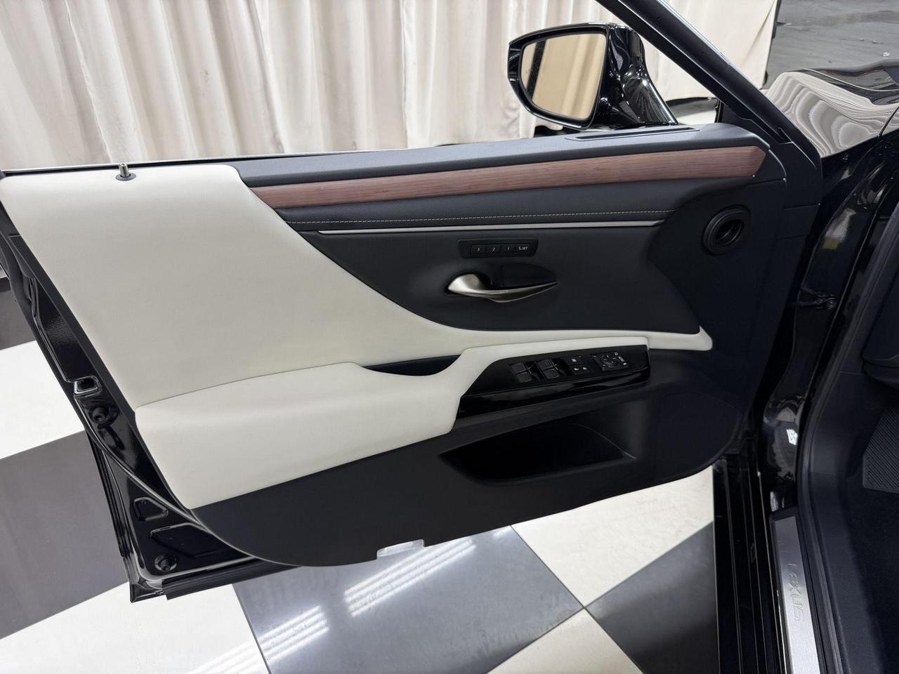 2025 Lexus ES 350 Annapolis MD