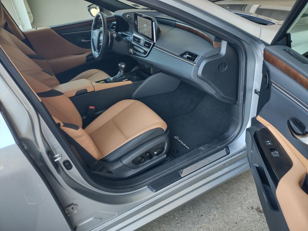 2025 Lexus ES 350 Richmond VA