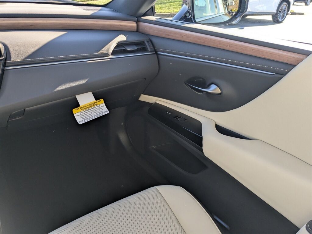 2025 Lexus ES 350 Richmond VA