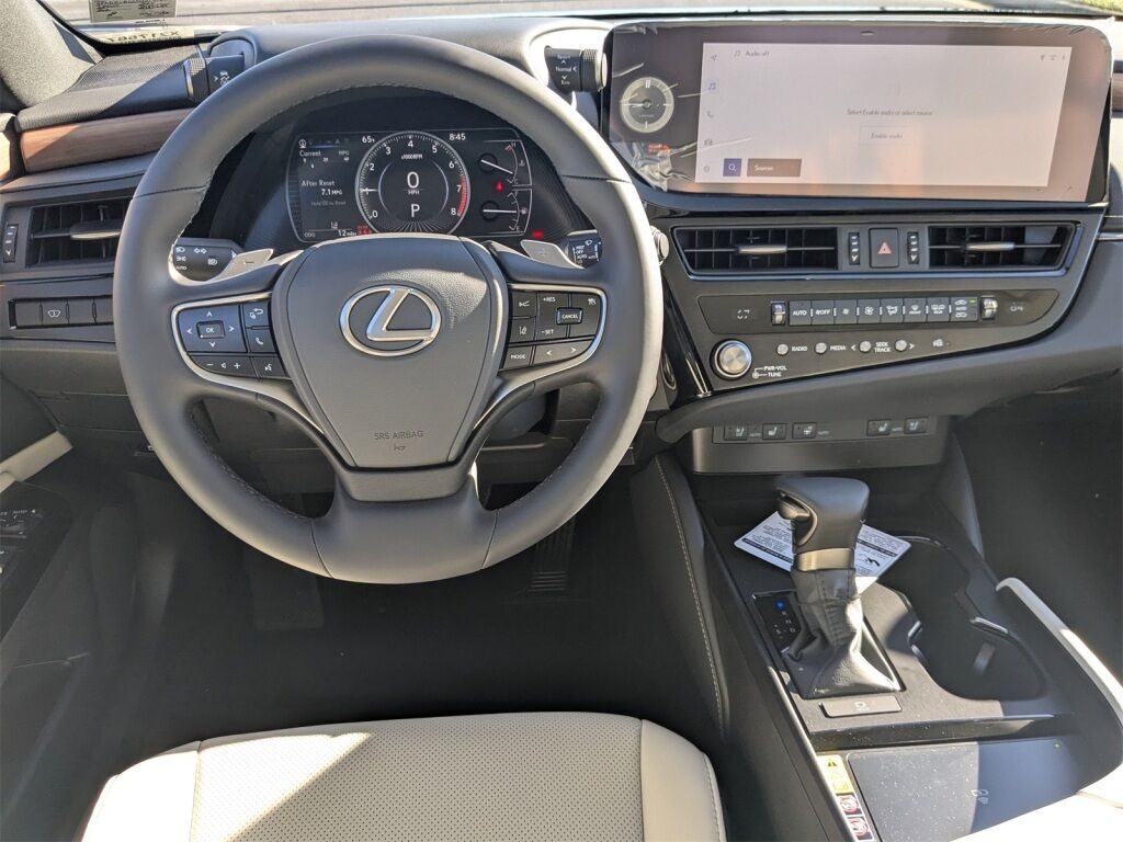 2025 Lexus ES 350 Richmond VA