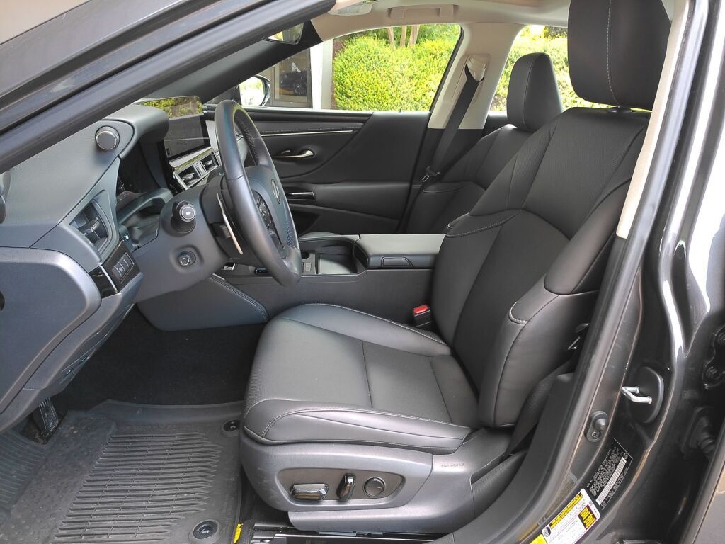 2025 Lexus ES 350 Richmond VA