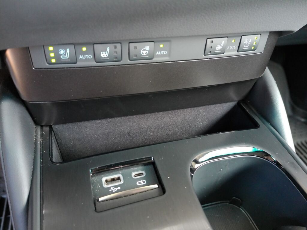 2025 Lexus ES 350 Richmond VA