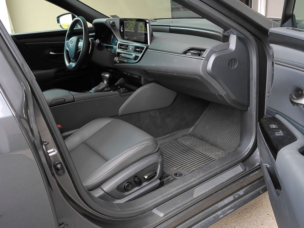 2025 Lexus ES 350 Richmond VA