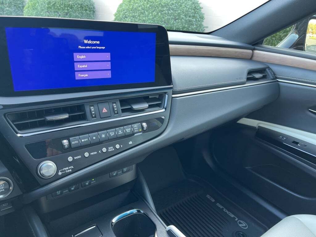 2025 Lexus ES 350 Richmond VA