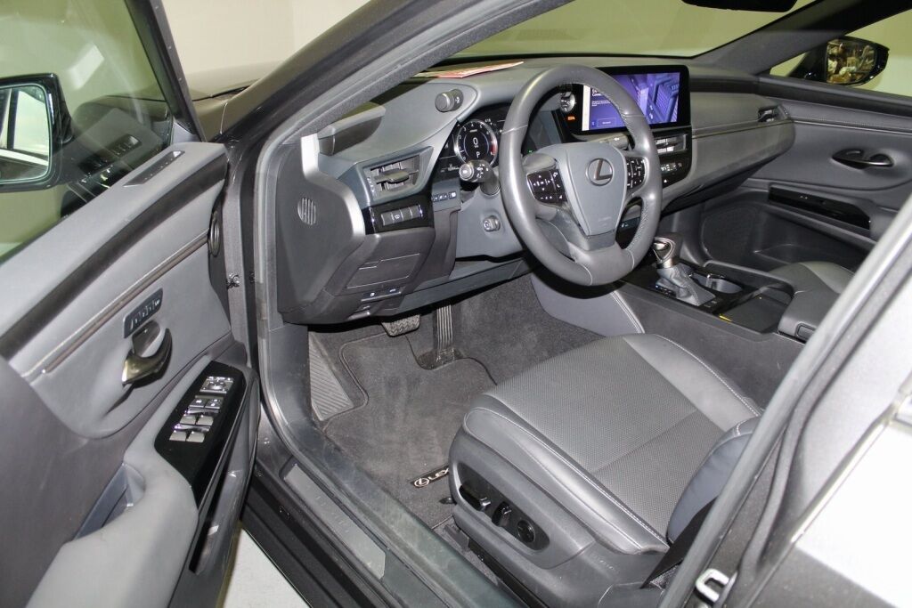 2025 Lexus ES 350 Richmond VA