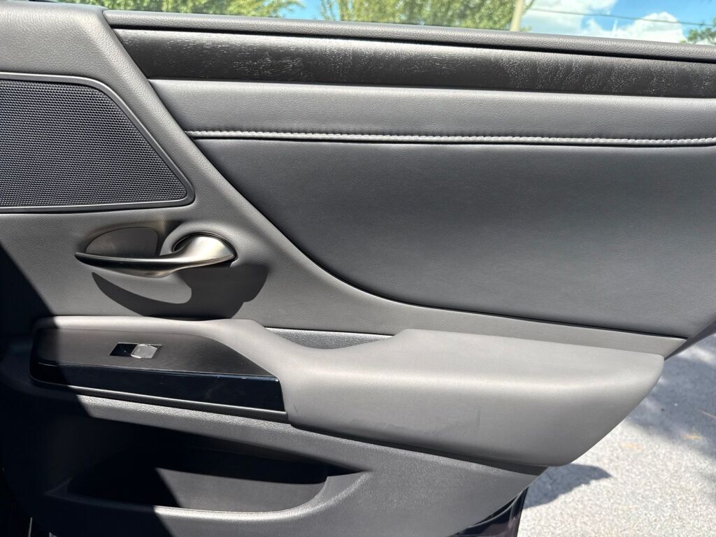 2025 Lexus ES 350 Richmond VA