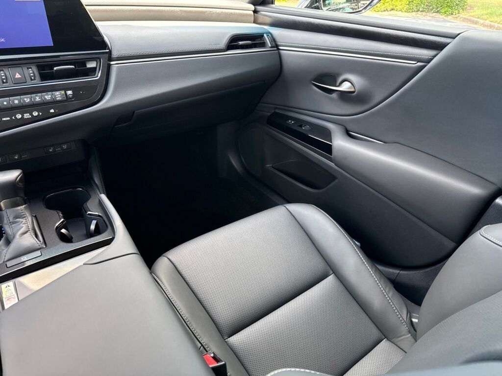 2025 Lexus ES 350 Richmond VA