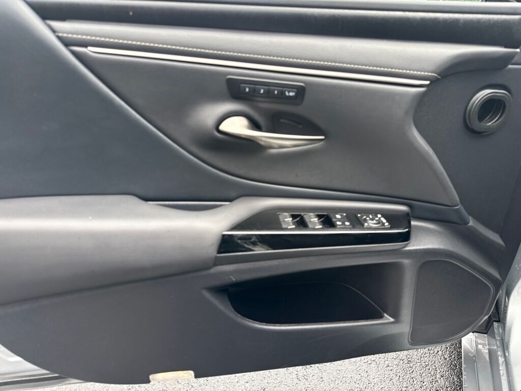 2025 Lexus ES 350 Richmond VA