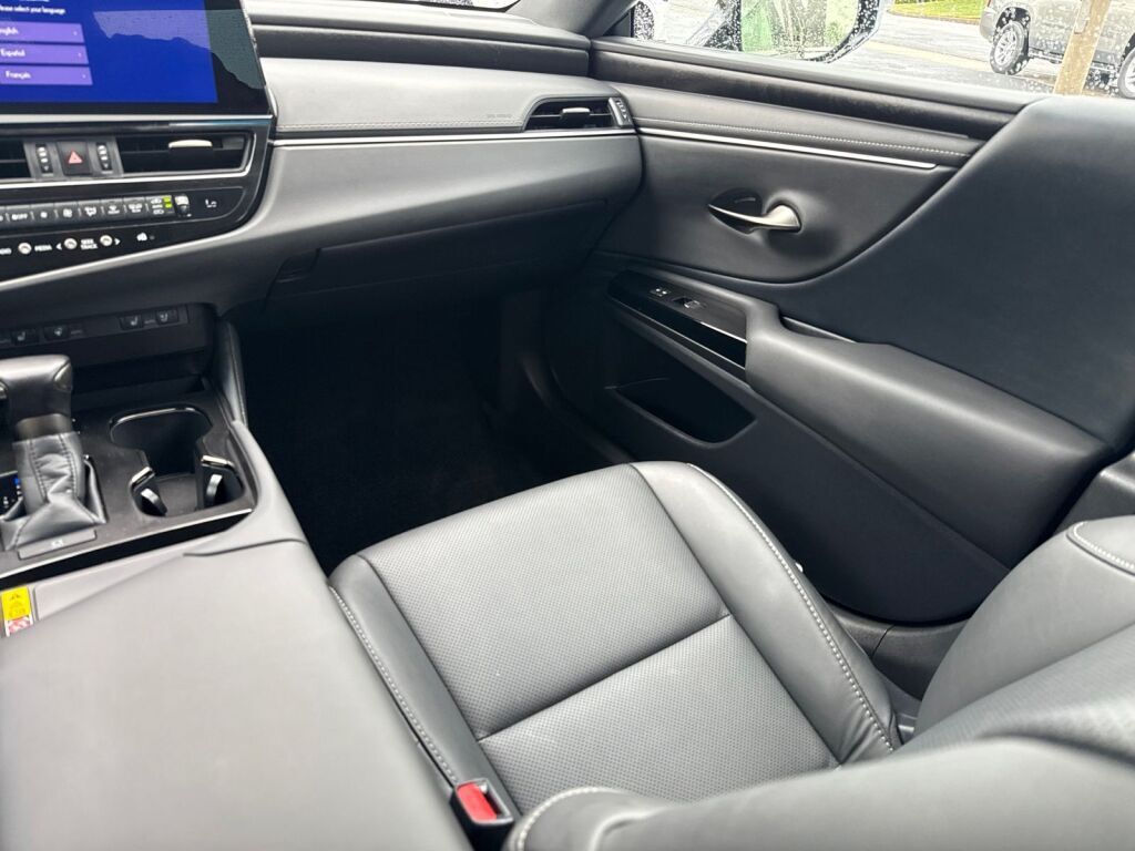 2025 Lexus ES 350 Richmond VA