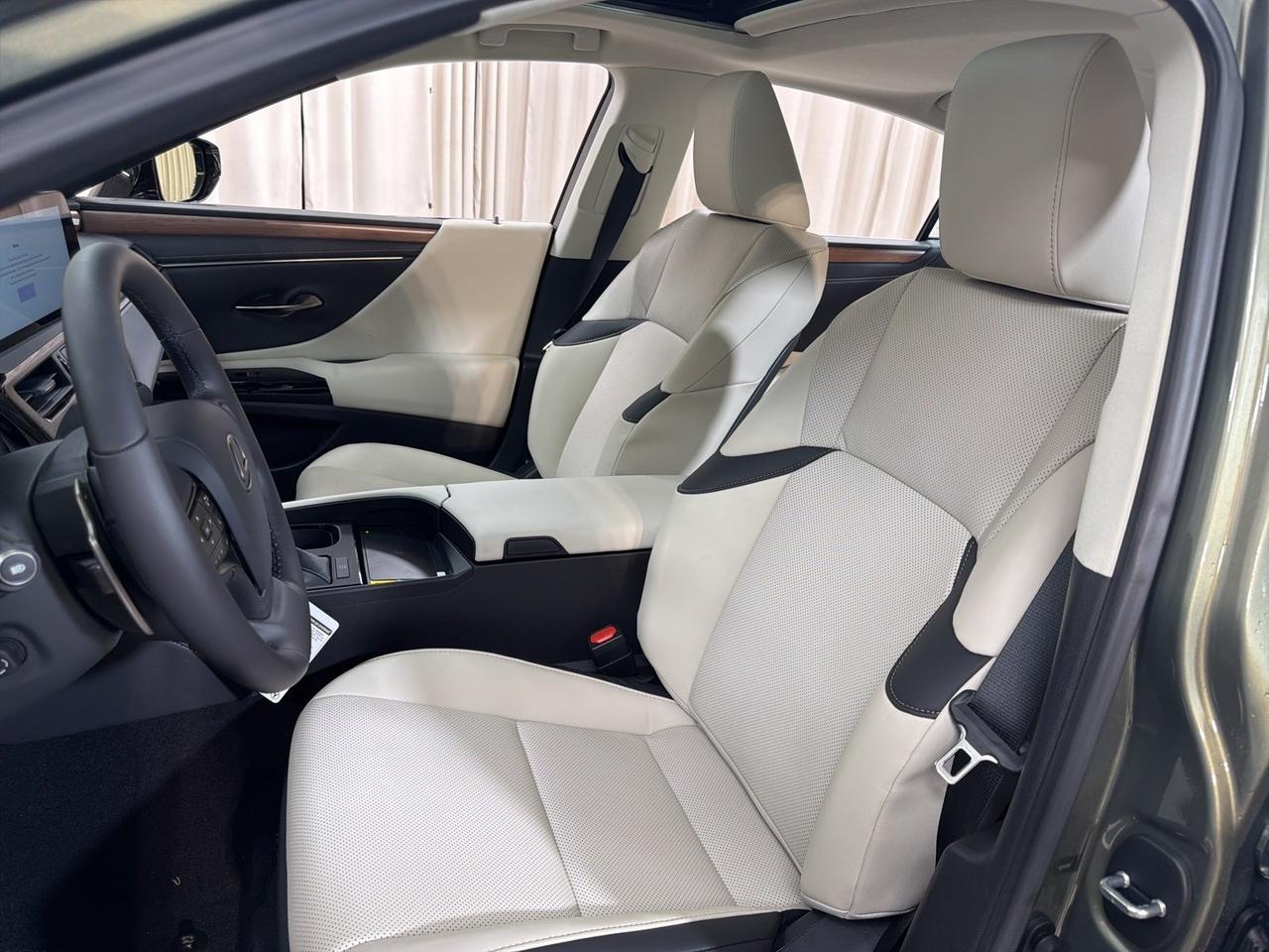 2025 Lexus ES 350 Annapolis MD