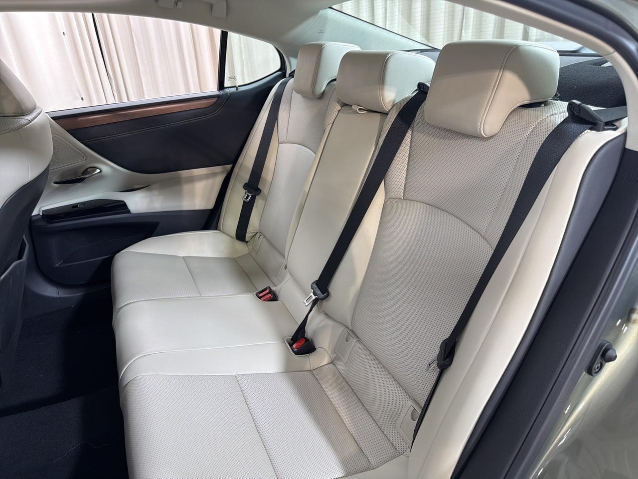 2025 Lexus ES 350 Annapolis MD