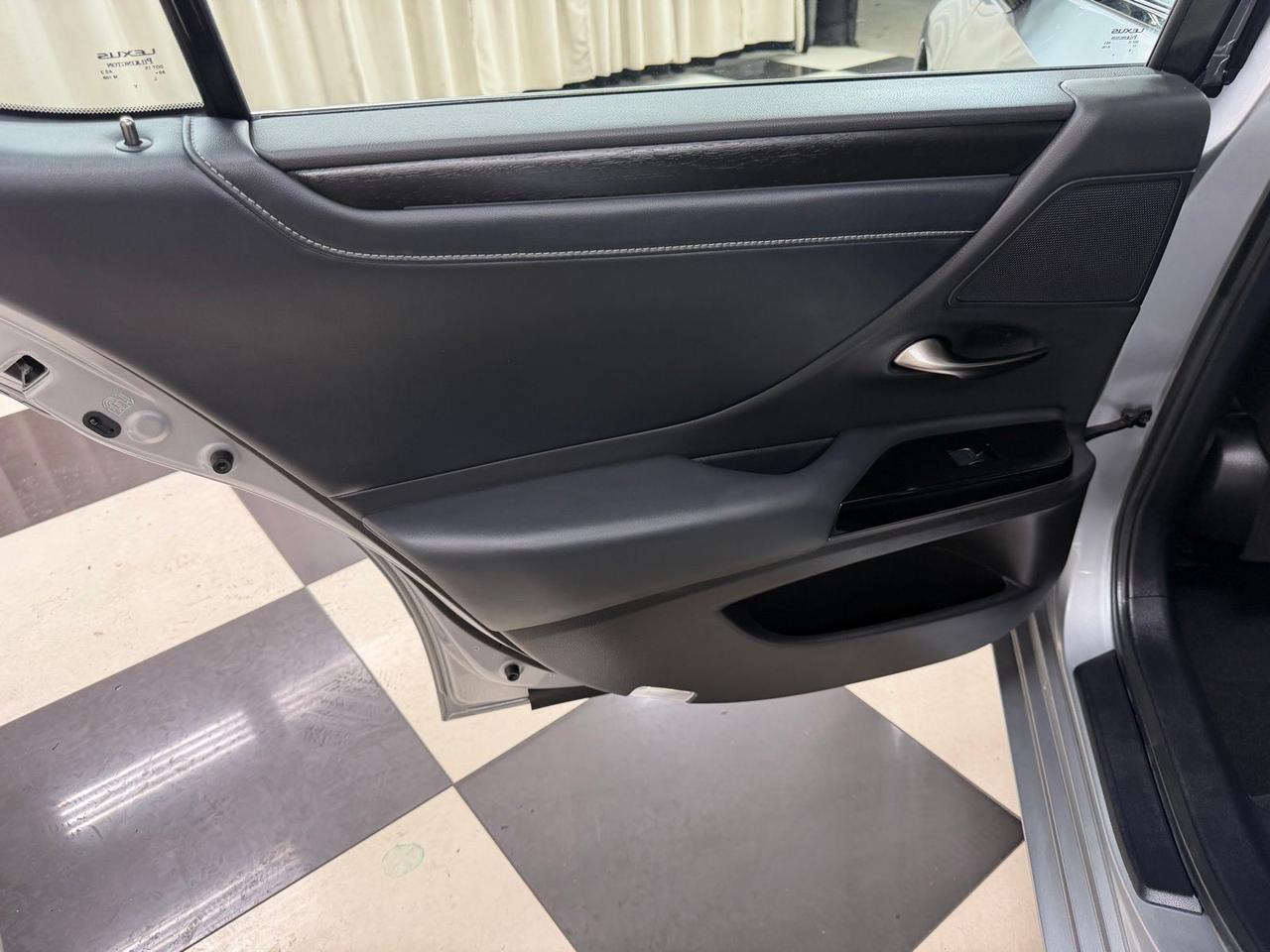 2025 Lexus ES 350 Annapolis MD