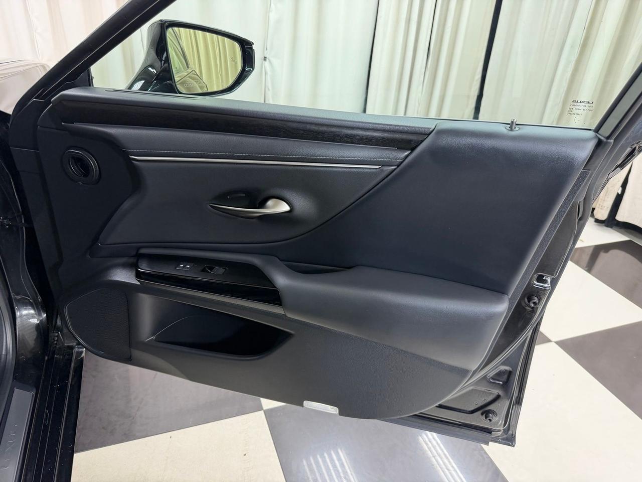 2025 Lexus ES 350 Annapolis MD