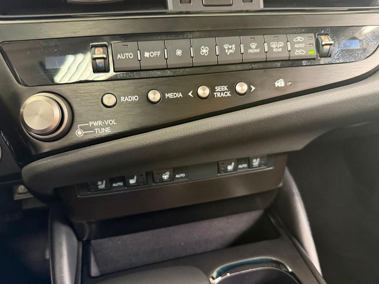 2025 Lexus ES 350 Annapolis MD