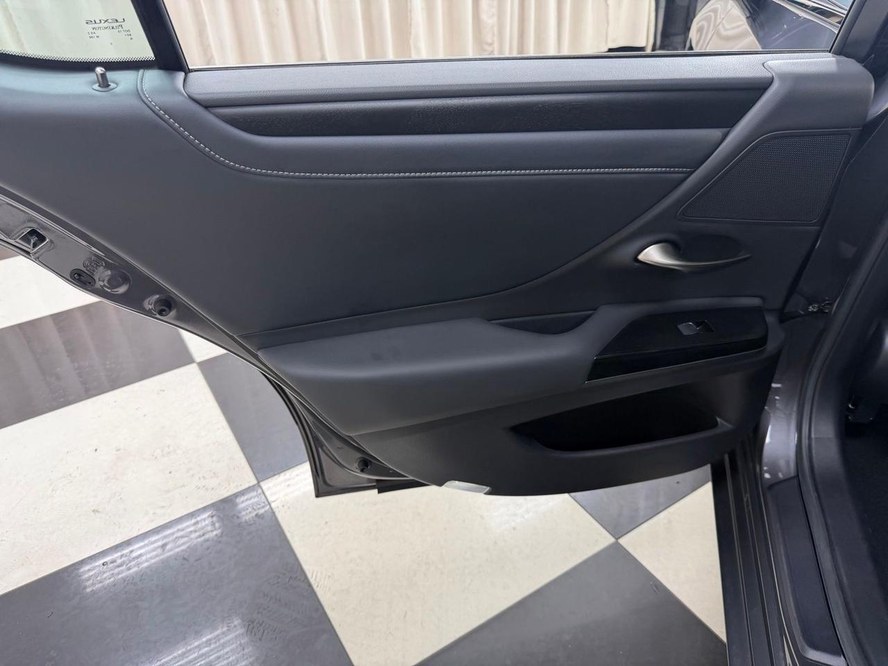 2025 Lexus ES 350 Annapolis MD
