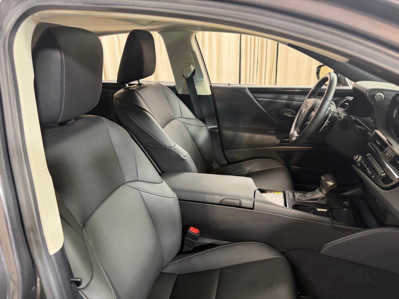2025 Lexus ES 350 Annapolis MD