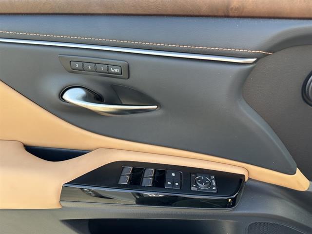 2025 Lexus ES 4dr Sedan Tucson AZ