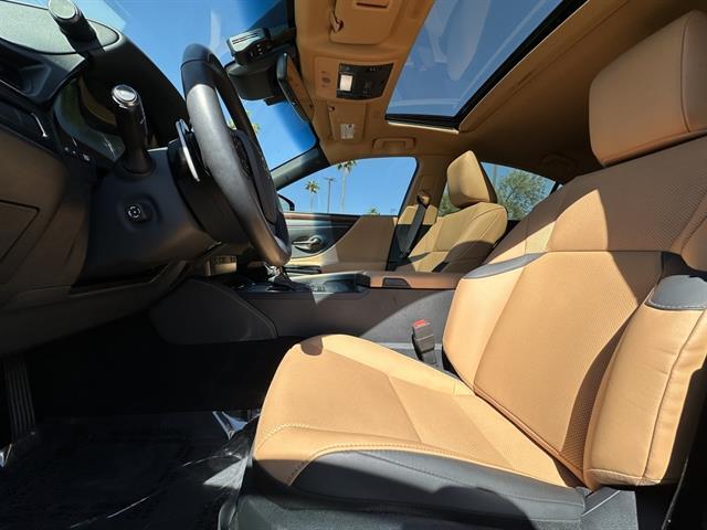 2025 Lexus ES 4dr Sedan Tucson AZ