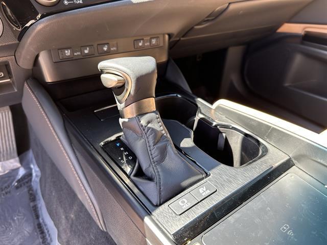 2025 Lexus ES 4dr Sedan Tucson AZ