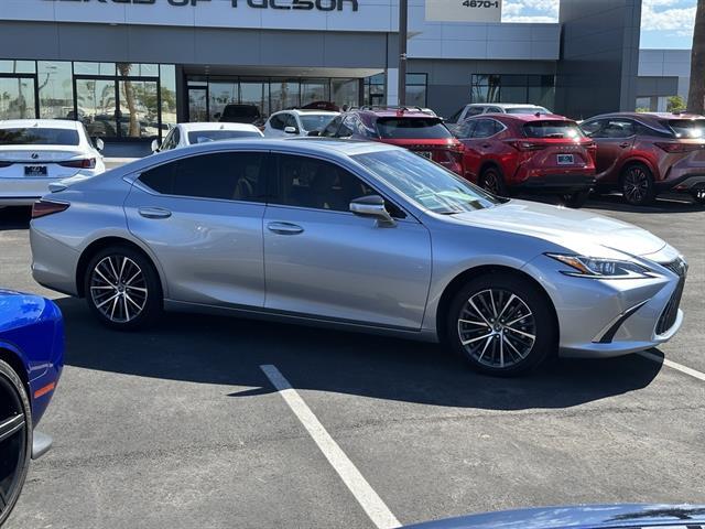 2025 Lexus ES 4dr Sedan Tucson AZ