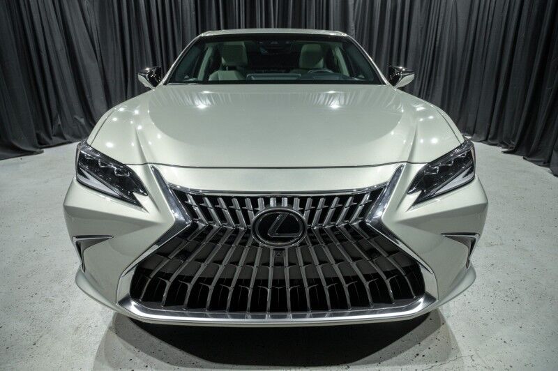 2025 Lexus ES ES 300h Luxury FWD Sedan